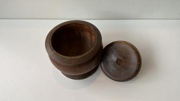 Houten Potje met Deksel Indonesië beschikbaar voor biedingen