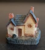 Cottages miniatuur huisjes, Verzamelen, Beelden en Beeldjes, Overige typen, Ophalen of Verzenden, Zo goed als nieuw