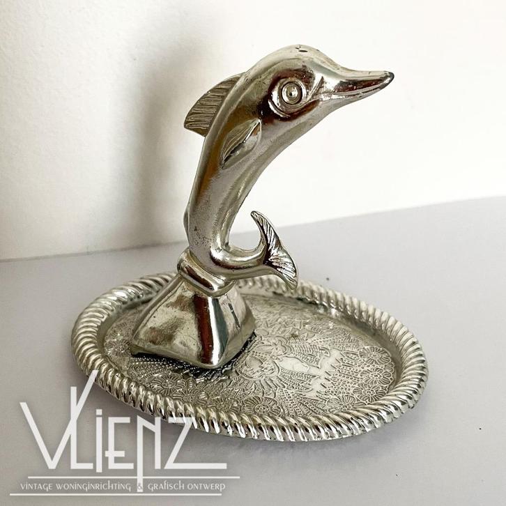 Vintage, retro, brocante ringhouder sieraden dolfijn, Antiek en Kunst, Curiosa en Brocante, Ophalen of Verzenden