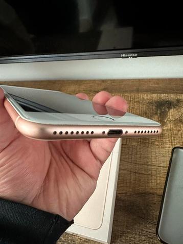 iPhone 8 Plus - Goed Onderhouden! beschikbaar voor biedingen