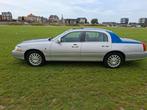 Lincoln Town Car the best car there is (special painting ), Auto's, 2000 kg, Leder en Stof, Particulier, Dealer onderhouden