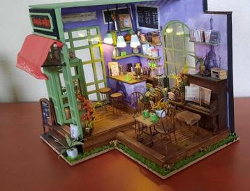 Simon's coffeecorner Miniatuur beschikbaar voor biedingen