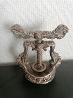 antieke notenkraker pers bewerkt, Antiek en Kunst, Antiek | Gereedschap en Instrumenten, Ophalen of Verzenden