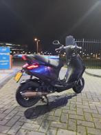 Piaggio Zip Iget 2020, Fietsen en Brommers, Scooters | Piaggio, Ophalen, Gebruikt, Maximaal 45 km/u, Zip