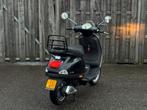 Zwarte Vespa LX50 - 4 takt - bouwjaar 2014 - geel kenteken, Fietsen en Brommers, Brommers | Vespa, Ophalen, Gebruikt, Overige modellen
