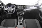 Volkswagen Polo 1.0 TSI Life *1ste Eigenaar*Navigatie*DAB*, Stof, Gebruikt, 580 kg, Zwart