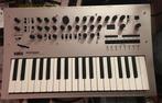 Korg Minilogue polyfone analoge synthesizer + decksaver, Muziek en Instrumenten, Synthesizers, Korg, Zo goed als nieuw, Met midi-aansluiting