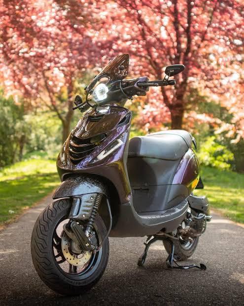 Piaggio Zip 50cc (origineel) Gezocht, Fietsen en Brommers, Scooters | Piaggio, Gebruikt, Zip, Maximaal 45 km/u, Benzine, Ophalen
