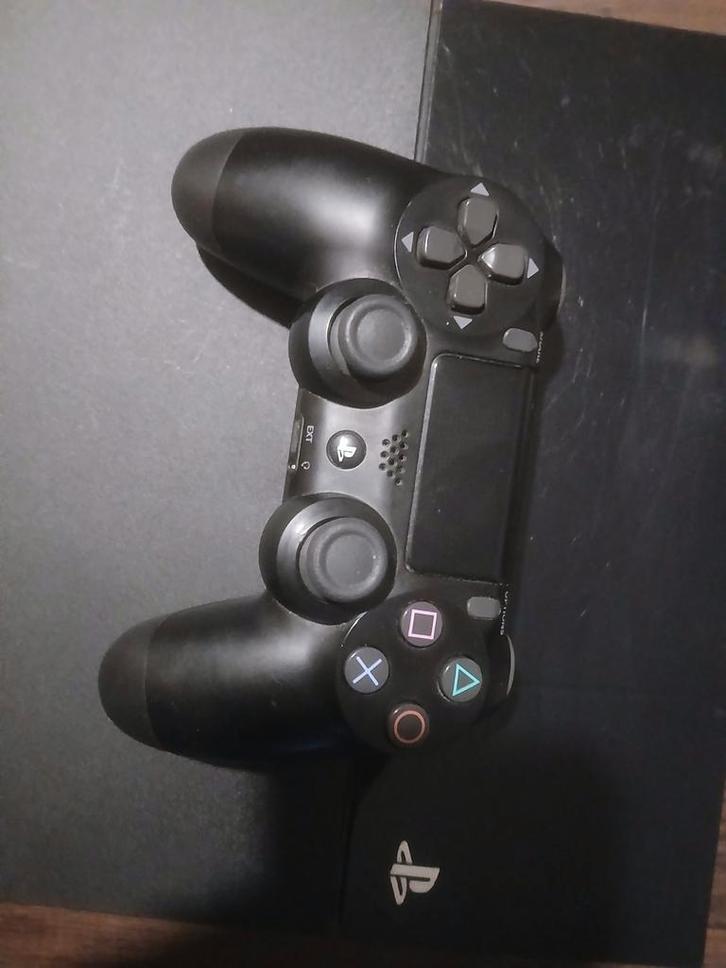 PlayStation 4 - Goed onderhouden, incl. controller! Of bod😇, Spelcomputers en Games, Spelcomputers | Sony PlayStation 4, Gebruikt