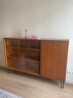 Mid-Century Modern Teakhouten Kast met Glazen Schuifdeuren, Huis en Inrichting, Ophalen, Met deur(en), 150 tot 200 cm, Teakhout