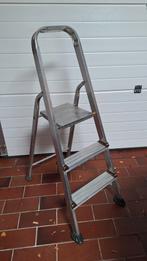 Huishoudtrap 3 treden. Zie foto's., Ophalen, Gebruikt, Minder dan 2 meter