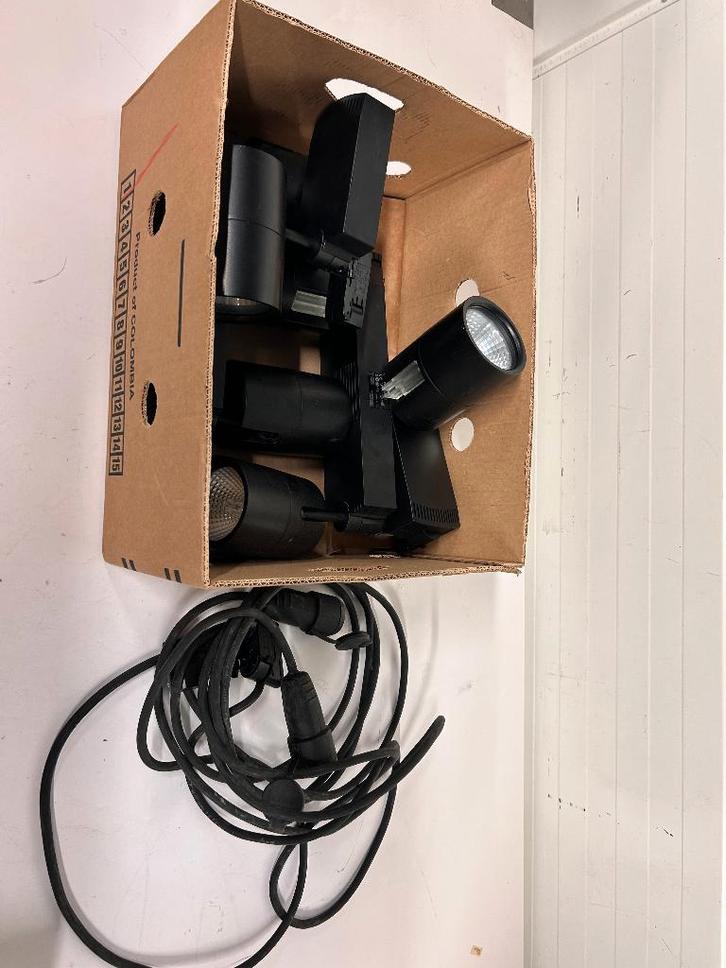 Partij Zumtobel plafondlampen met toebehoren, Huis en Inrichting, Lampen | Plafondlampen, Gebruikt, Ophalen