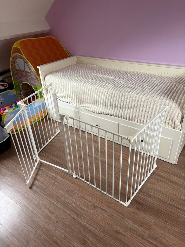 Stevig veiligheidshek voor kinderen, Gebruikt, Ophalen of Verzenden, Metaal of IJzer, 115 cm of meer