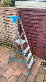 Huishoudtrap 4 treden, Ophalen of Verzenden, Zo goed als nieuw