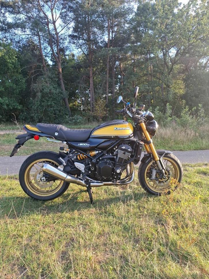 Kawasaki Z900 RS SE uit 2024 met weinig kilomers, Motoren, Motoren | Kawasaki, Particulier, Naked bike, meer dan 35 kW, 4 cilinders