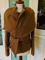 Mooi jasje met 'cape' van Supertrash maat 34 cognac kleur., Ophalen of Verzenden, Zo goed als nieuw, Maat 34 (XS) of kleiner, Bruin