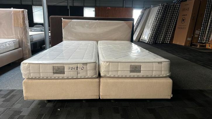 Auping boxspring vlak 160 x 210, Huis en Inrichting, Slaapkamer | Matrassen en Bedbodems, Zo goed als nieuw, 160 cm, 210 cm, Tweepersoons
