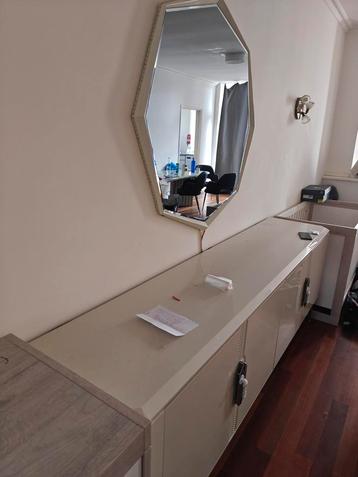 Dressoir zo goed nieuw zeer stevig wit zonder spiegel beschikbaar voor biedingen