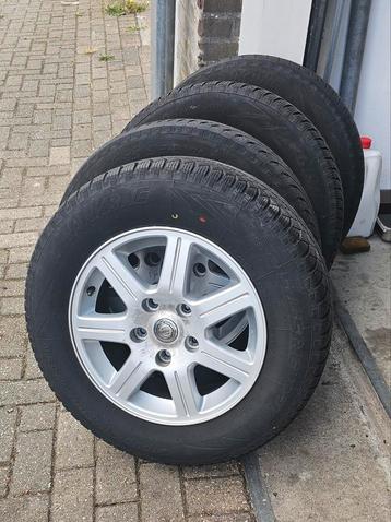 5x127 sportvelgen all season M+S winter band chrysler jeep beschikbaar voor biedingen