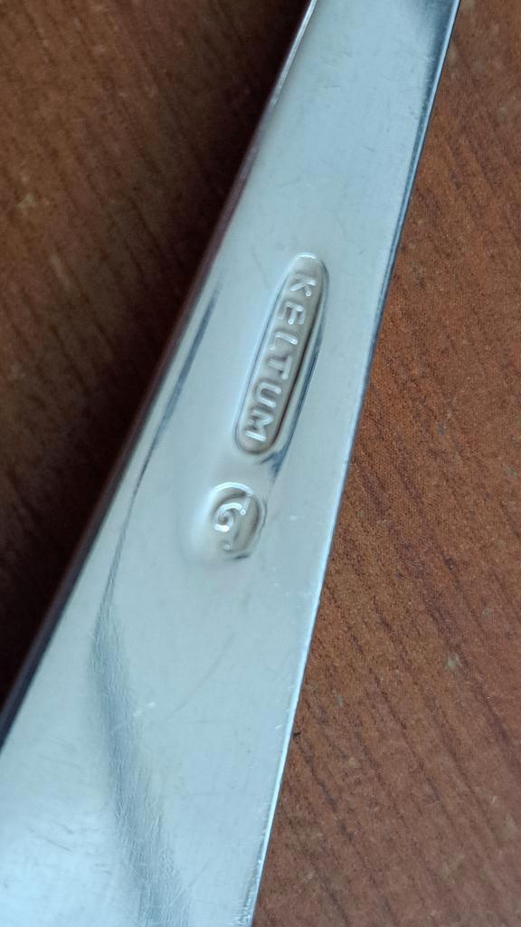 Keltum puntfilet bestek, Antiek en Kunst, Antiek | Bestek, Ophalen of Verzenden