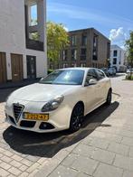 Alfa Romeo Giulietta 1.4 T Distinctive Automaat 2012 Wit, Auto's, 1280 kg, Zwart, 4 cilinders, Wit