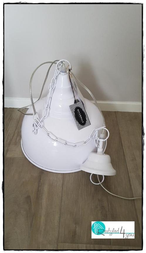 Nieuw metalen / ijzeren  hanglamp vintage look Riverdale, Huis en Inrichting, Lampen | Hanglampen, Nieuw, 75 cm of meer, Metaal