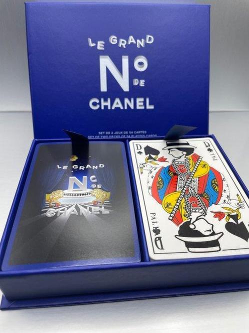 Chanel Speelkaarten 2 sets nieuw in folie, Verzamelen, Speelkaarten, Jokers en Kwartetten, Nieuw, Speelkaart(en), Ophalen of Verzenden
