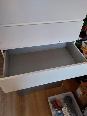 2 IKEA ladenkasten