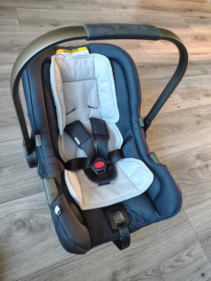 Nuna Maxi-Cosi Autostoel, Kinderen en Baby's, Autostoeltjes, Gebruikt, Maxi-Cosi, 0 t/m 13 kg, Autogordel, Ophalen