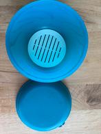 Tupperware bewaarbol voor zachtfruit, Huis en Inrichting, Ophalen, Zo goed als nieuw, Blauw, Bak of Kom
