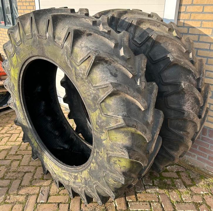 18.4 R38 - 13.6 38 Michelin 5-ster - 18x28 - 8.3 + 9.5 R44, Zakelijke goederen, Agrarisch | Onderdelen | Banden, Velgen en Assen
