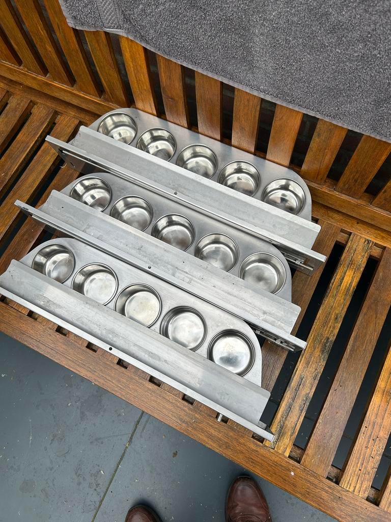 Voederplateaus, Ophalen of Verzenden, Zo goed als nieuw