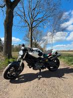 Ducati Monster - Naked Bike in topconditie!, Sportuitlaat, 2 cilinders, Particulier, Minimaal motorrijbewijs A2