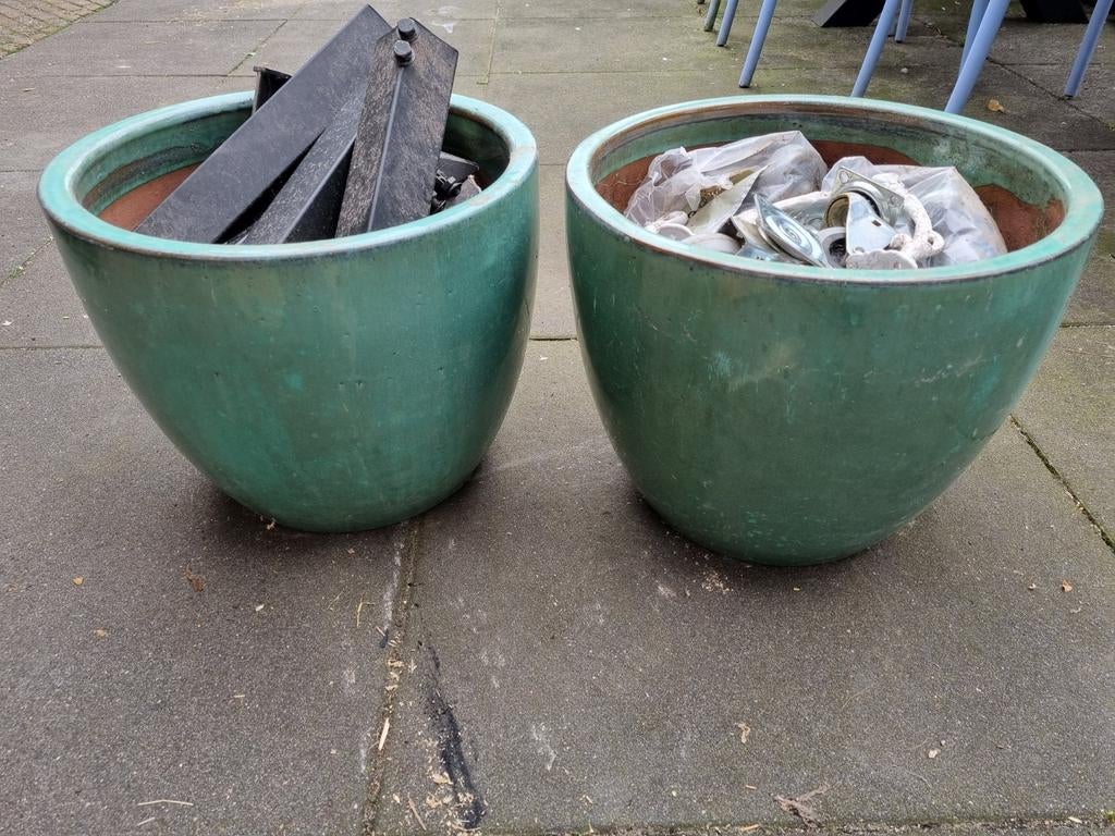 Set van 2 Groene Buiten Bloempotten, Tuin en Terras, Bloempotten, Gebruikt, Rond, Minder dan 40 cm, Ophalen