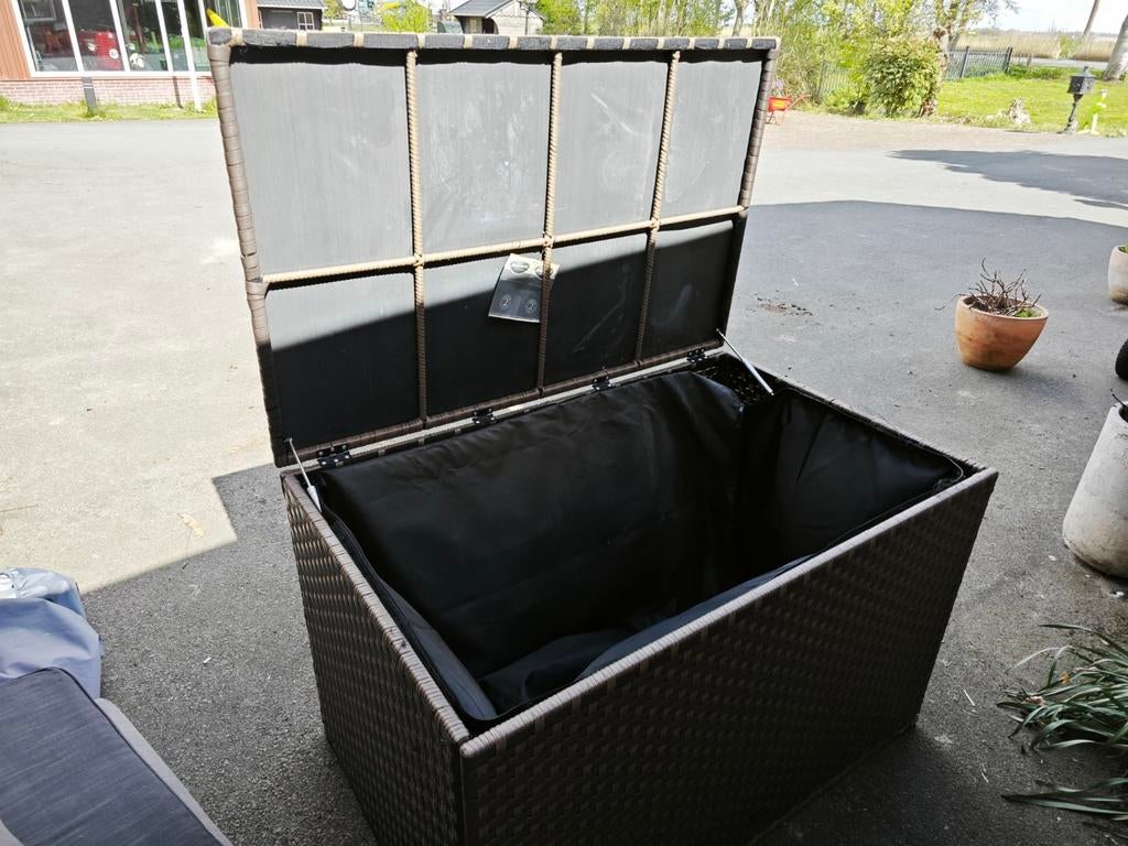 Opbergbox Bukatchi met waterdichte hoes, Ophalen, Zo goed als nieuw