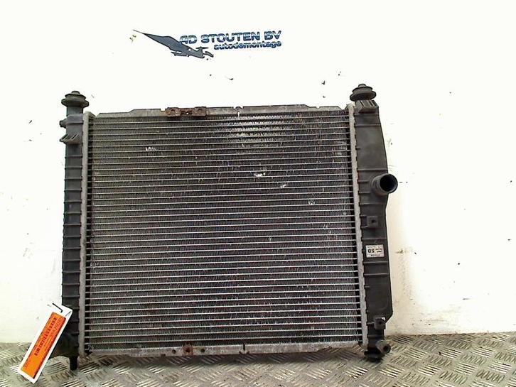 Radiateur Daewoo / Chevrolet Kalos (SF48) (2003-04/2008-05), Auto-onderdelen, Airco en Verwarming, Daewoo, Gebruikt