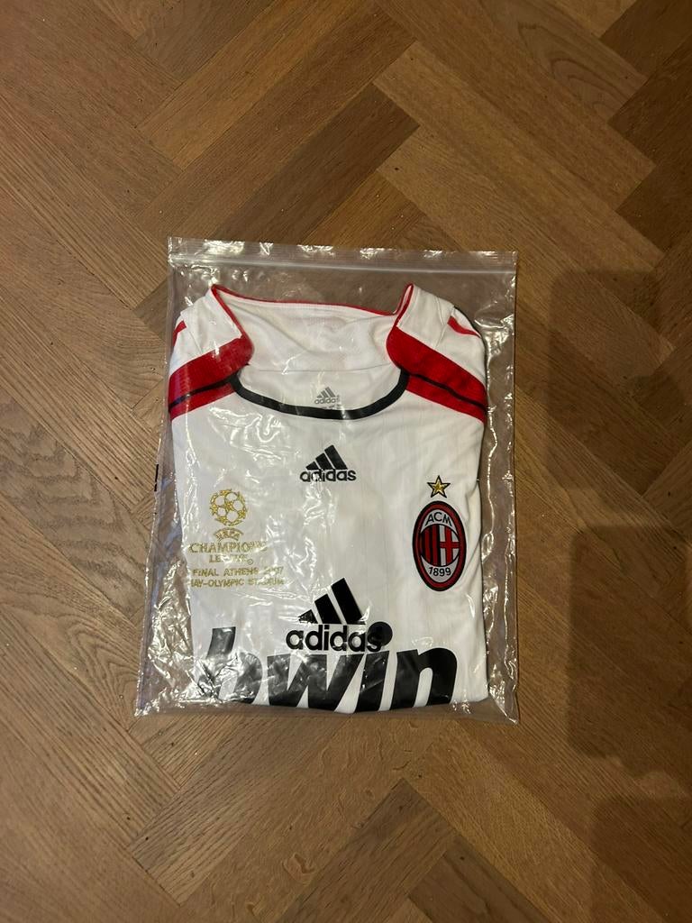 Voetbalshirt Adidas AC Milan Kaka' 22 ️, Verzamelen, Sportartikelen en Voetbal, Verzenden, Nieuw, Buitenlandse clubs, Shirt