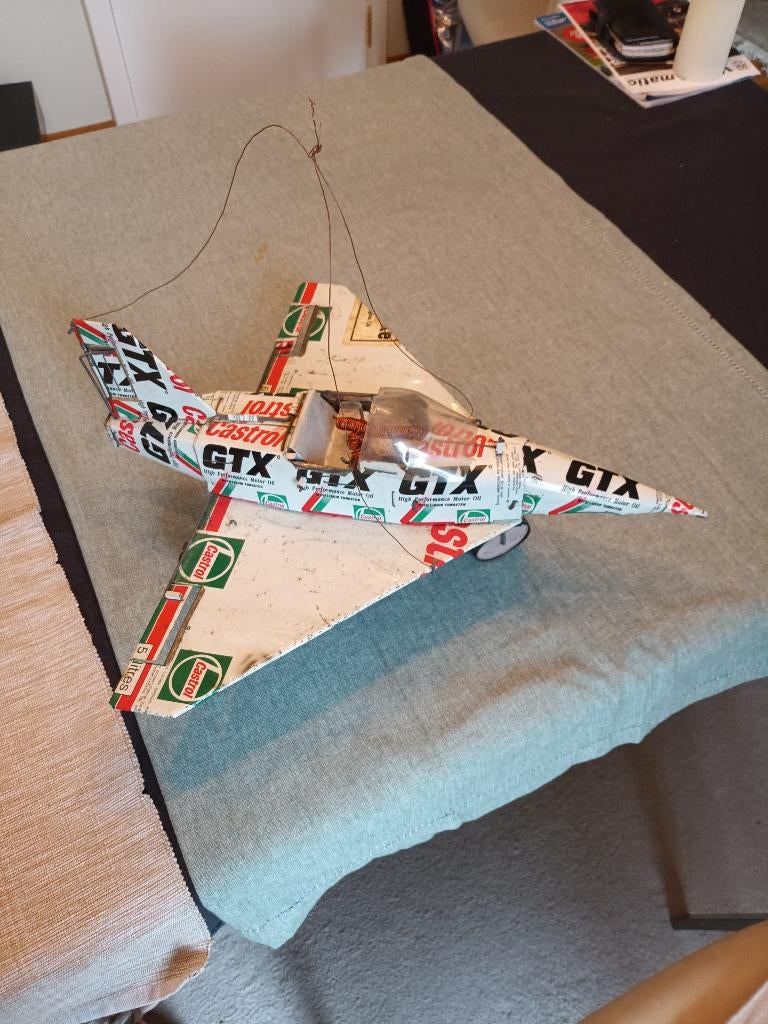 Concorde gemaakt van Castrol GTX olieblik, Ophalen, Zo goed als nieuw, Overige typen