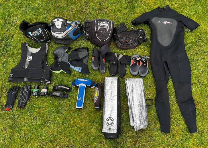 Windsurf accesoires, Watersport en Boten, Windsurfen, Zo goed als nieuw, Overige typen, Met draagtas, Minder dan 5 m², Ophalen of Verzenden