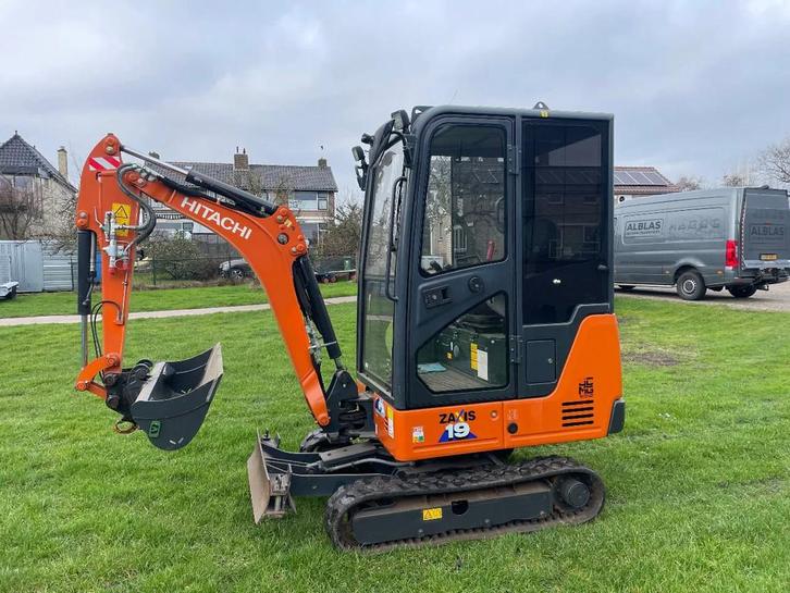 Hitachi ZX19U rupsgraafmachine CW05 hydr snelw met sloopsort, Zakelijke goederen, Machines en Bouw | Kranen en Graafmachines, Graafmachine