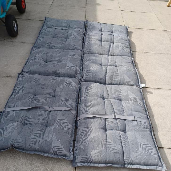 2x tuinkussen voor ligstoel/ligbed 30€, Tuin en Terras, Tuinmeubel-accessoires, Ophalen of Verzenden