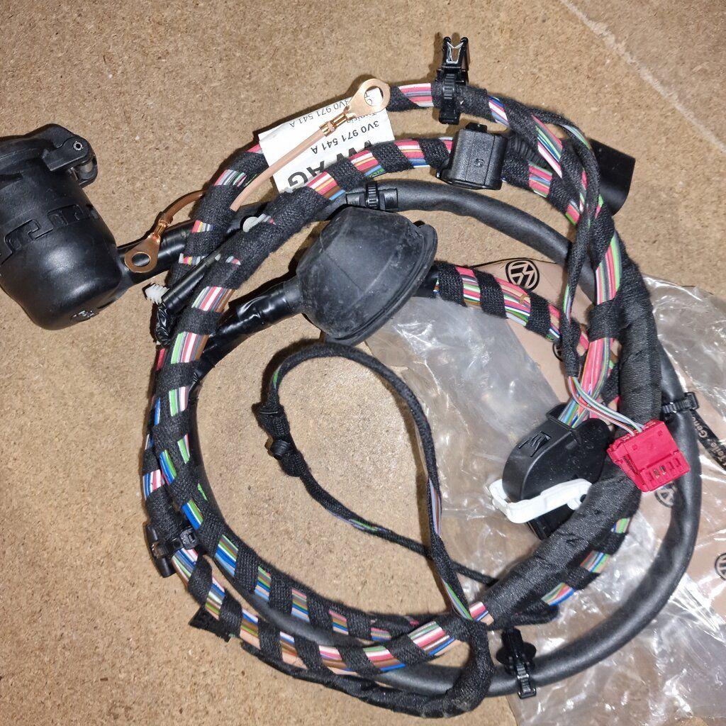 Trekhaak kabelset 13 polig 3V0971541A nieuw SUPERB III Estat, -, -, Nieuw, Ophalen of Verzenden