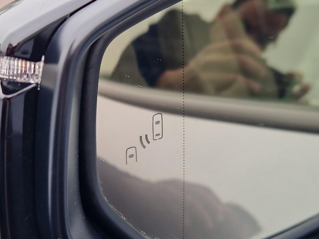 Lexus LBX Elegant - Tech Pack - Leer - Stoelverwarming, Auto's, Automaat, 12 maanden, 136 pk, Gebruikt