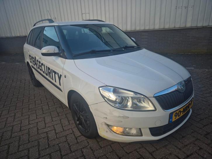 Skoda Fabia 1.2 TDI 55KW Combi 2010 Wit, Auto's, Skoda, Particulier, Fabia, Diesel, A, Stationwagon, Handgeschakeld, Origineel Nederlands