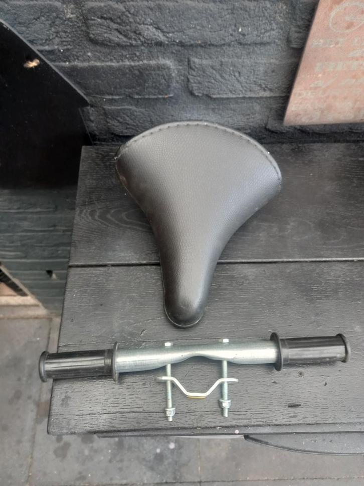 Div.Zadels en Fietszitjes, Fietsen en Brommers, Fietsaccessoires | Overige Fietsaccessoires, Ophalen of Verzenden