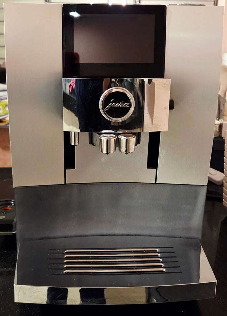 JURA Z10 Aluminium White – bon aanwezig – topstaat, Witgoed en Apparatuur, Koffiezetapparaten, Ophalen, 10 kopjes of meer, Koffiemachine