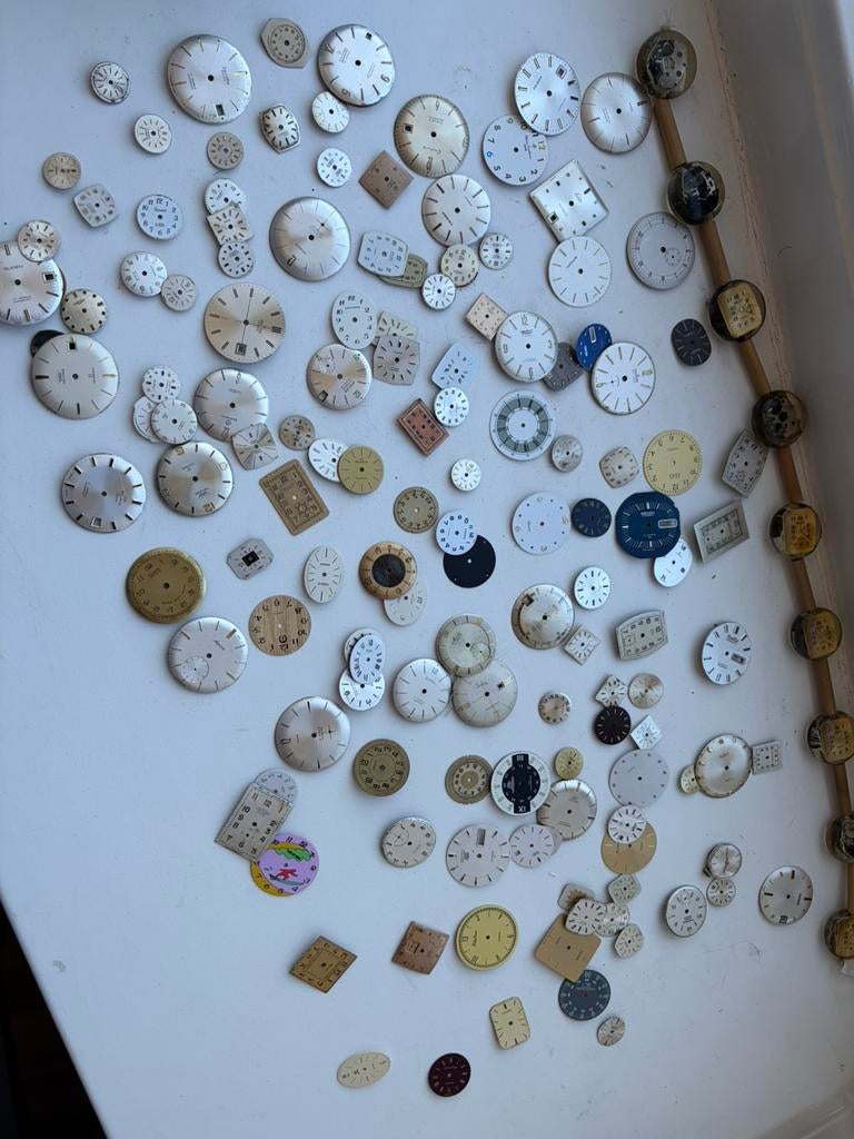 uurwerken horloge onderdelen uurwerkmaker en horlogemaker, Overige merken, Overige materialen, Polshorloge, Ophalen of Verzenden