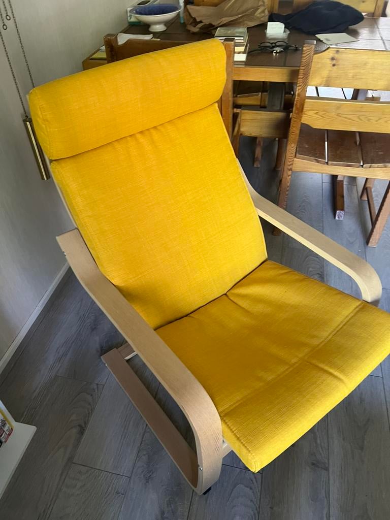 2 mooie Ikea Poang stoelen, Huis en Inrichting, Fauteuils, Ophalen, 75 tot 100 cm, Zo goed als nieuw, Stof