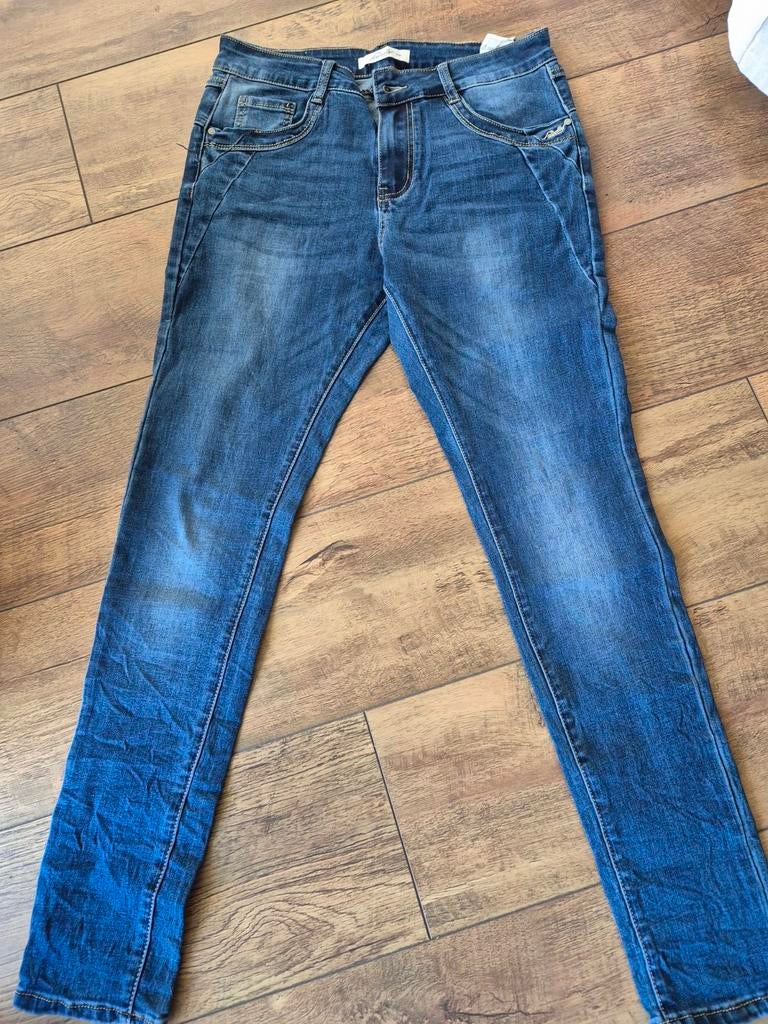 Jewelly spijkerbroek - Nieuw - Maat 38, Blauw, Nieuw, W28 - W29 (confectie 36), Jewelly