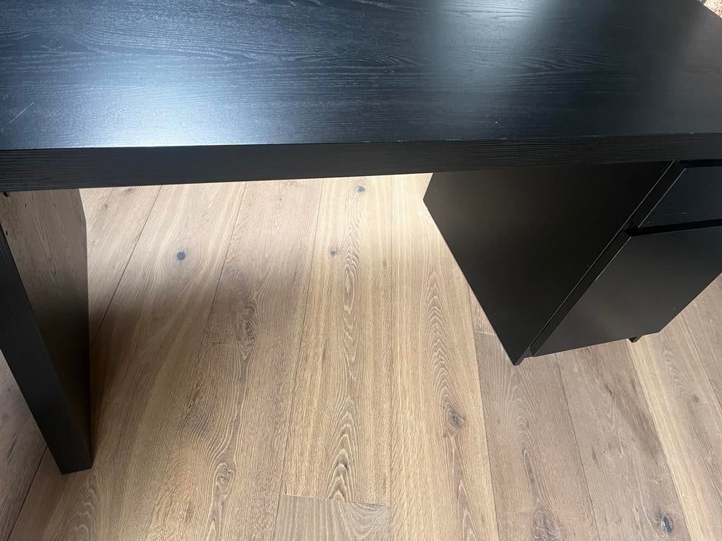 Ikea bureau MALM zwart, Huis en Inrichting, Bureaus, Ophalen, 65 cm, Zo goed als nieuw, IKEA